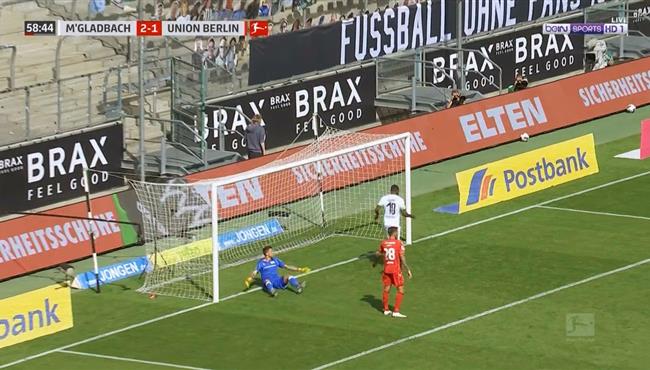 هدف مونشنجلادباخ الثالث في مرمي يونيون برلين بتعليق حفيظ دراجي