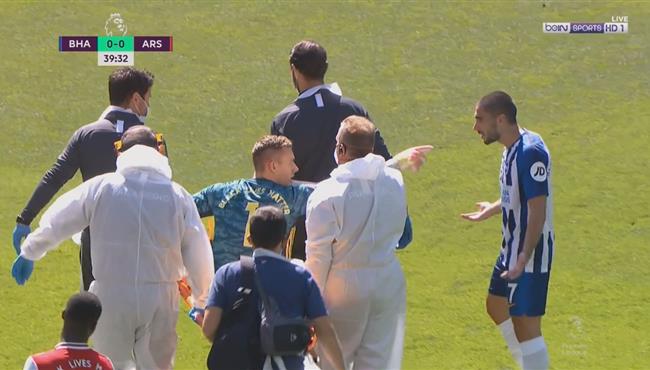 اصابة قوية لـ لينو في مباراة ارسنال ويحمل لاعب برايتون سبب اصابته