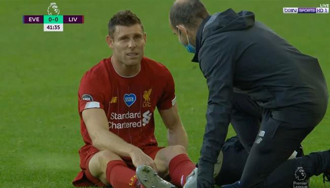 اصابة ميلنر وخروجه في مباراة ليفربول وايفرتون بالدوري الانجليزي
