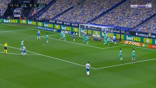 تصدي كورتوا ينقذ مرمي ريال مدريد من هدف اول لاسبانيول