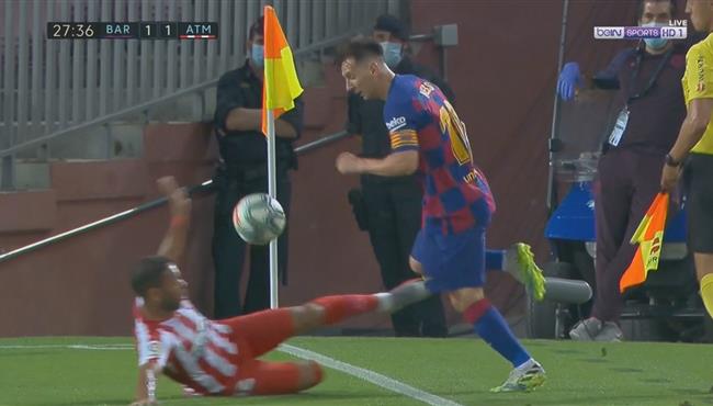 مهارة رائعه من ميسي في مباراة برشلونة واتلتيكو مدريد