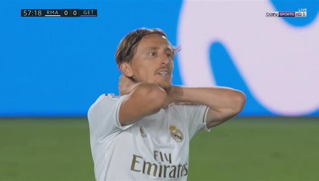 لوكا مودريتش كاد ان يسجل هدف صاروخي في مرمي خيتافي بالدوري الاسباني