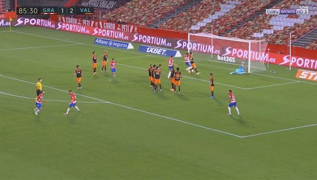 اهداف مباراة فالنسيا وغرناطة 2 2 الدوري الاسباني