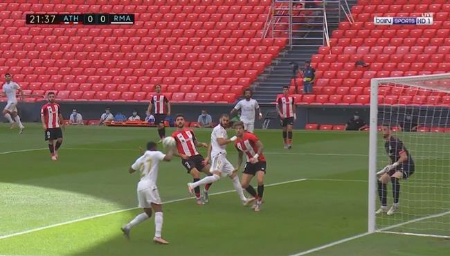 رودريجو يهدر هدف محقق لريال مدريد امام اتلتيك بلباو بالدوري الاسباني