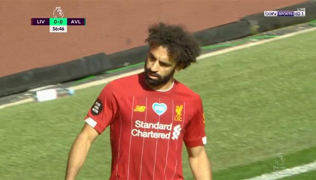 تصدي بيبي رينا يحرم محمد صلاح من تسجيل هدف لليفربول امام استون فيلا