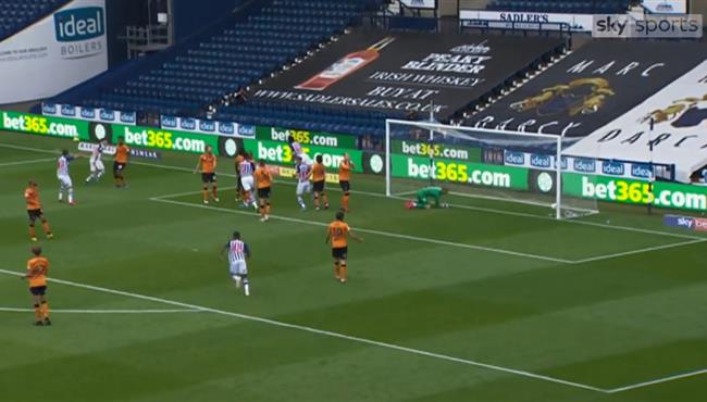 هدف احمد حجازي في مرمي هال سيتي بالتشامبيونشيب