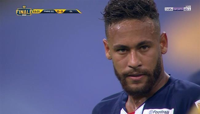 حارس ليون يحرم نيمار من تسجيل هدف رائع لباريس سان جيرمان