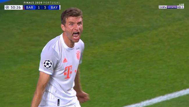 هدف بايرن ميونخ الرابع فى مرمي برشلونه مولر