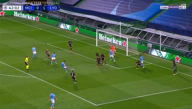 رودري يهدر فرصه هدف محقق لمانشستر سيتي امام ليون