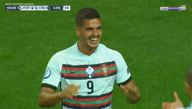 هدف البرتغال الرابع فى مرمي كرواتيا اندريه سيلفا