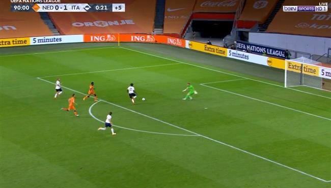 مويس كين يهدر فرصة هدف محقق بطريقه لا تصدق امام هولندا في الوقت القاتل