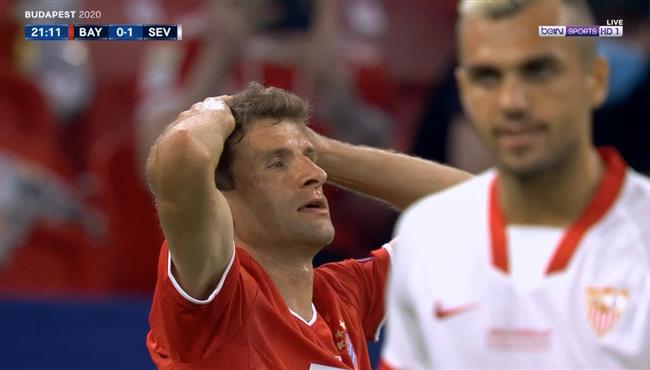 انقاذ مدافع اشبيلية الرائع يحرم مولر من تسجيل هدف تعادل بايرن ميونخ