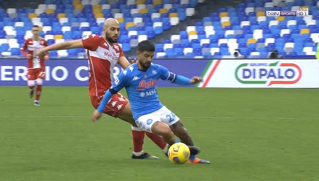 انسيني يتلاعب بدفاع فيورنتينا ويصنع هدف رائع لنابولي