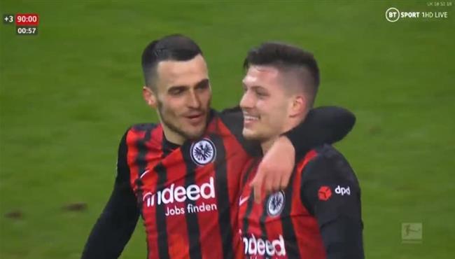 هدفا لوكا يوفيتش في مباراة فرانكفورت وشالكه بالدوري الالماني