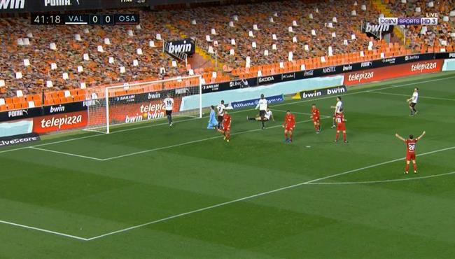 اهداف مباراة فالنسيا واوساسونا 1 1 الدوري الاسباني