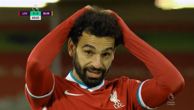 تصدي حارس بيرنلي يحرم محمد صلاح من تسجيل هدف اول لليفربول ورد فعل يورجن كلوب
