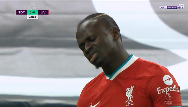 بصناعة من محمد صلاح ماني يهدر انفراد امام توتنهام