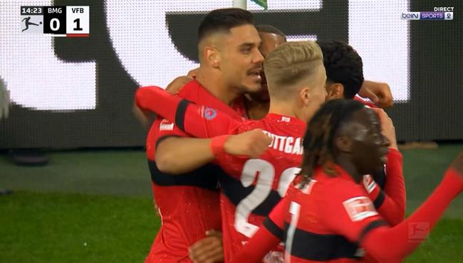 هدف شتوتجارت الاول الرائع في مرمي بوروسيا مونشنجلادباخ اسيست عمر مرموش