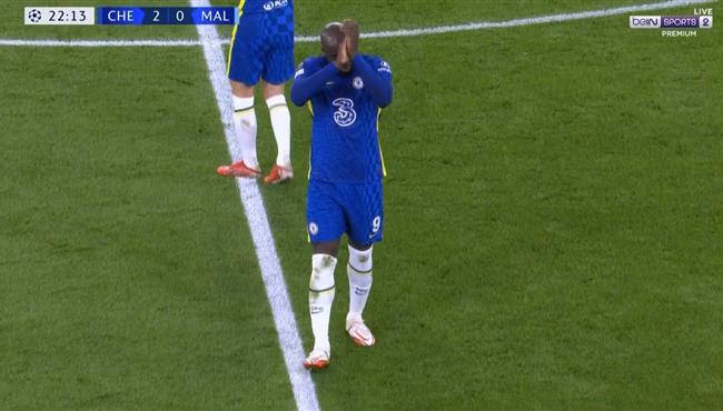 اصابة لوكاو وخروجه في مباراة تشيلسي ومالمو بدوري ابطال اوروبا