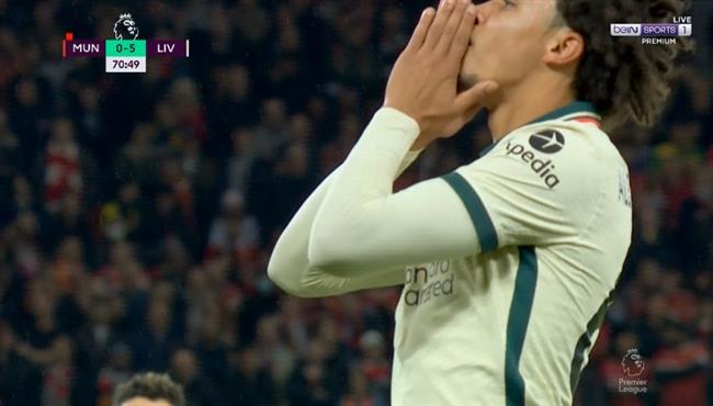 تصدي دي خيا يحرم ارنولد من تسجيل هدف رائع امام مانشستر يونايتد