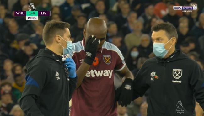 اصابة وخروج اوجبونا في مباراة ليفربول ووست هام