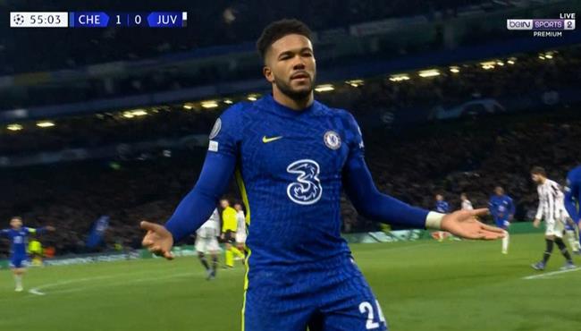 هدف جيمس في مرمي يوفنتوس بدوري ابطال اوروبا