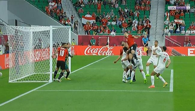 انقاذ رائع من حارس ومدافع لبنان امام مصر بكاس العرب