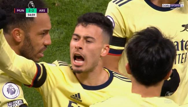 هدف مارتن اوديجارد في مرمي مانشستر يونايتد بالدوري الانجليزي