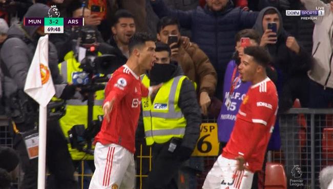 هدف كريستيانو رونالدو الثاني في مرمي ارسنال بالدوري الانجليزي