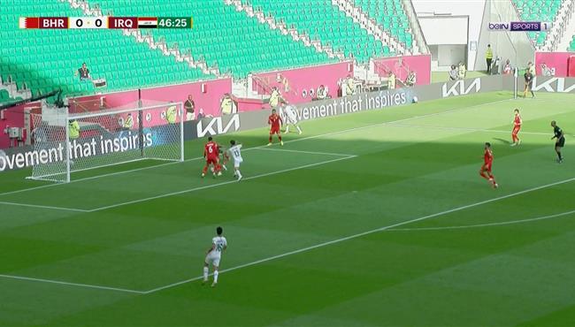 انقاذ لاعب البحرين الرائع من علي خط المرمي يحرم العراق من تسجيل هدف