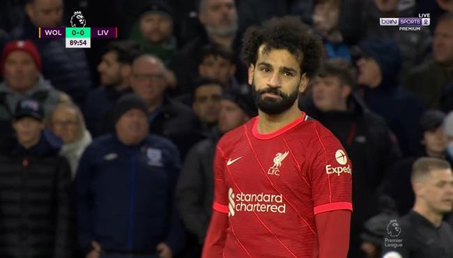 فرصة خطيرة من محمد صلاح علي مرمي ولفرهامبتون في الدقائق الاخيرة