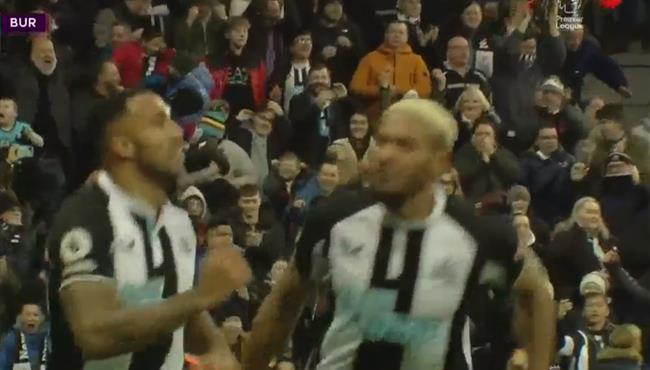 هدف فوز نيوكاسل علي بيرنلي 1 0 الدوري الانجليزي