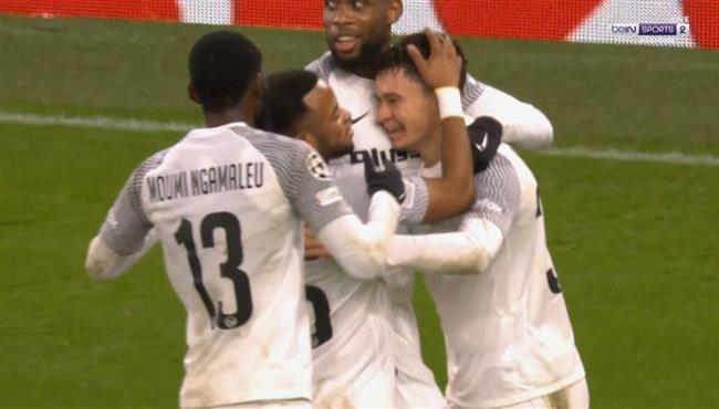 هدف تعادل يونج بويز الرائع مع مانشستر يونايتد 1 1 دوري ابطال اوروبا