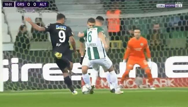 ملخص لمسات احمد ياسر ريان في مباراة ألتاي إزمير وجيرسون سبور بالدوري التركي