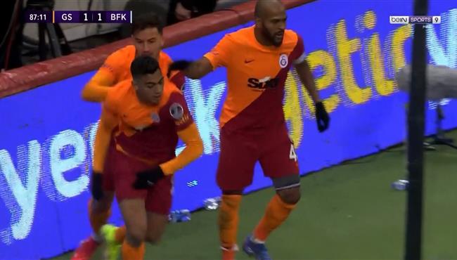 اهداف مباراة جالطة سراي واسطنبول باشاك شهير 1 1 الدوري التركي