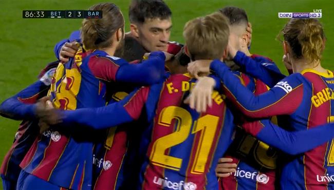 اهداف مباراة برشلونة وريال بيتيس 3 2 الدوري الاسباني