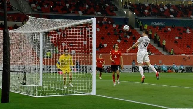 هدف ليفاندوفيسكي الثاني في مرمي الاهلي بكأس العالم للأندية