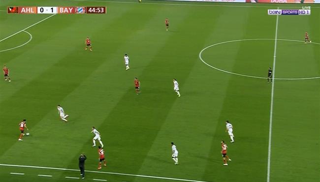 تبادل رائع للكرة من لاعبي الاهلي امام بايرن ميونخ