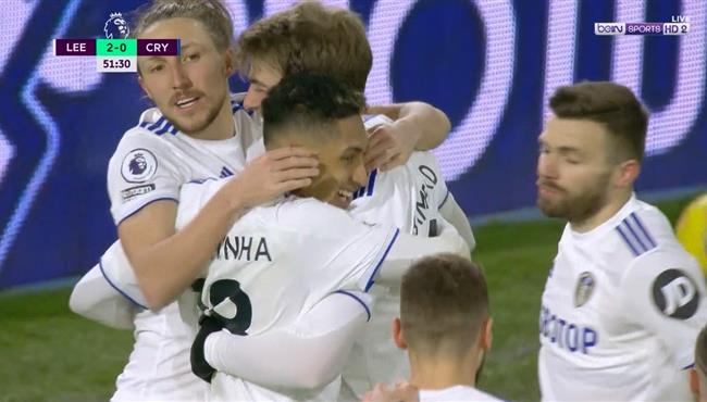 اهداف مباراة ليدز يونايتد وكريستال بالاس 2 0 الدوري الانجليزي