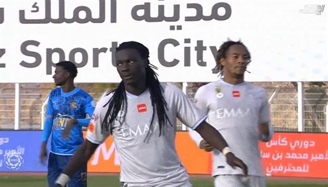 هدف الهلال الثاني في مرمي العين جوميز