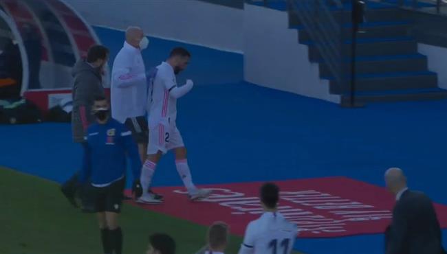 اصابة كارفاخال في مباراة ريال مدريد وفالنسيا