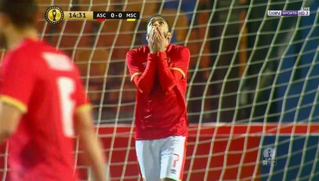 كهربا يهدر فرصة خطيرة للاهلي امام المريخ