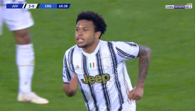 هدف يوفنتوس الثالث فى مرمي كروتوني وستون مكيني