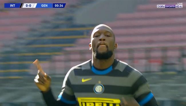 هدف لوكاكو فى مرمي جنوي بعد 32 ثانية