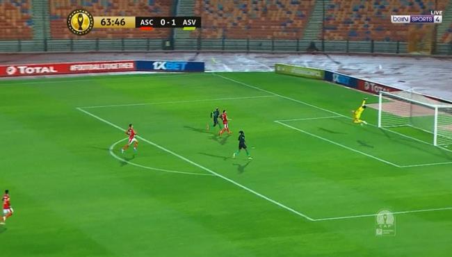 تصدي محمد الشناوي الرائع فى مباراة الاهلي وفيتا كلوب