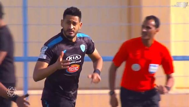 بعد 18 ثانية فقط مراد باتنا يسجل هدف خرافي في مباراة الفتح والباطن بالدوري السعودي
