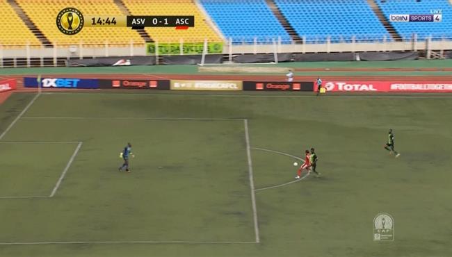 مروان محسن يهدر انفراد في مباراة الاهلي وفيتا كلوب