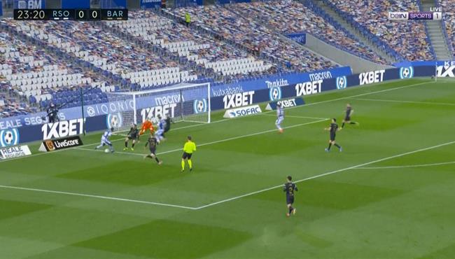تصدي رائع من تير شتيجن ينقذ برشلونة من هدف اول لريال سوسيداد