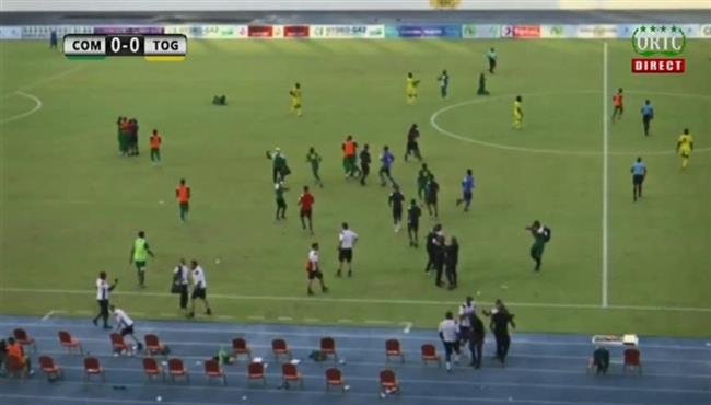 فرحه لاعبو ومدرب جزر القمر بعد التأهل التاريخي لاول مرة لكأس امم افريقيا