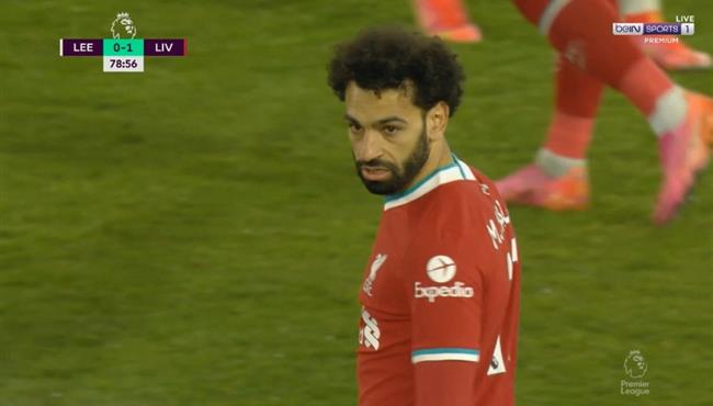 محمد صلاح كاد ان يسجل هدف امام ليدز بعد خطأ فادح من الحارس